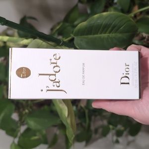 Dior J’Adore Eau de Parfum 50ml 1.7oz